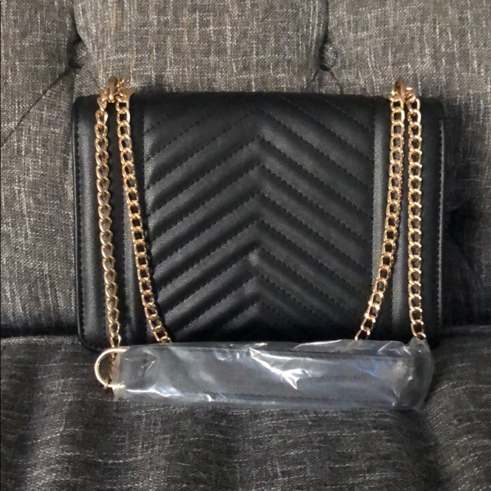 Purse - Picture 2 of 4